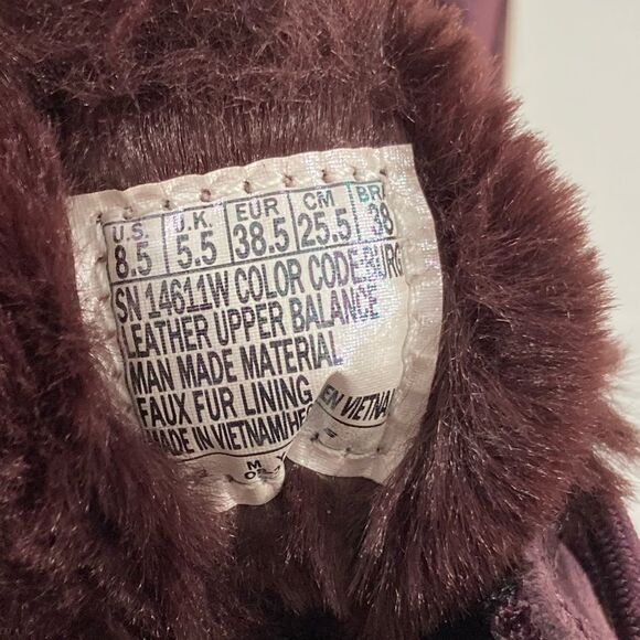 Skechers On The Go Women's 8.5 Burgundy Water Resistant Suede Ankle Boots Winter - Picture 10 of 11